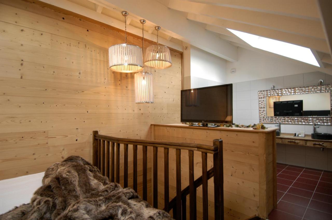 Auberge De Maison Rouge Vétraz-Monthoux Habitación foto
